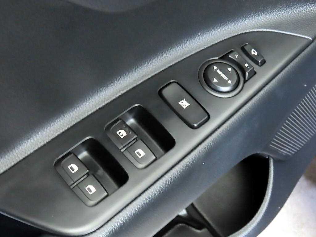 KIA Stonic 2018 Gris - Importación desde Corea - HF Imports Iquique - Foto 13
