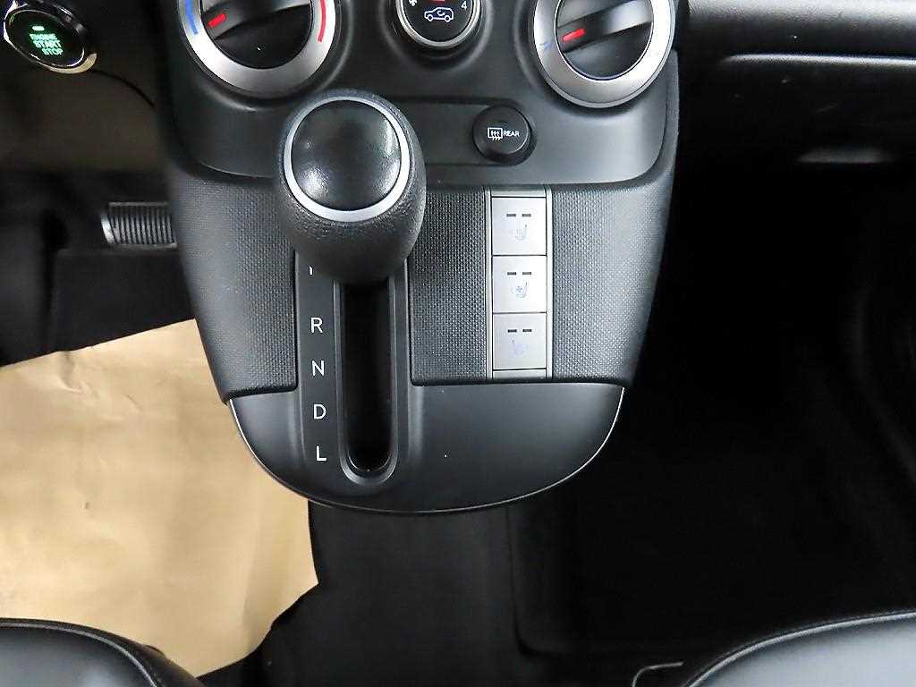HYUNDAI Casper - Vista 10