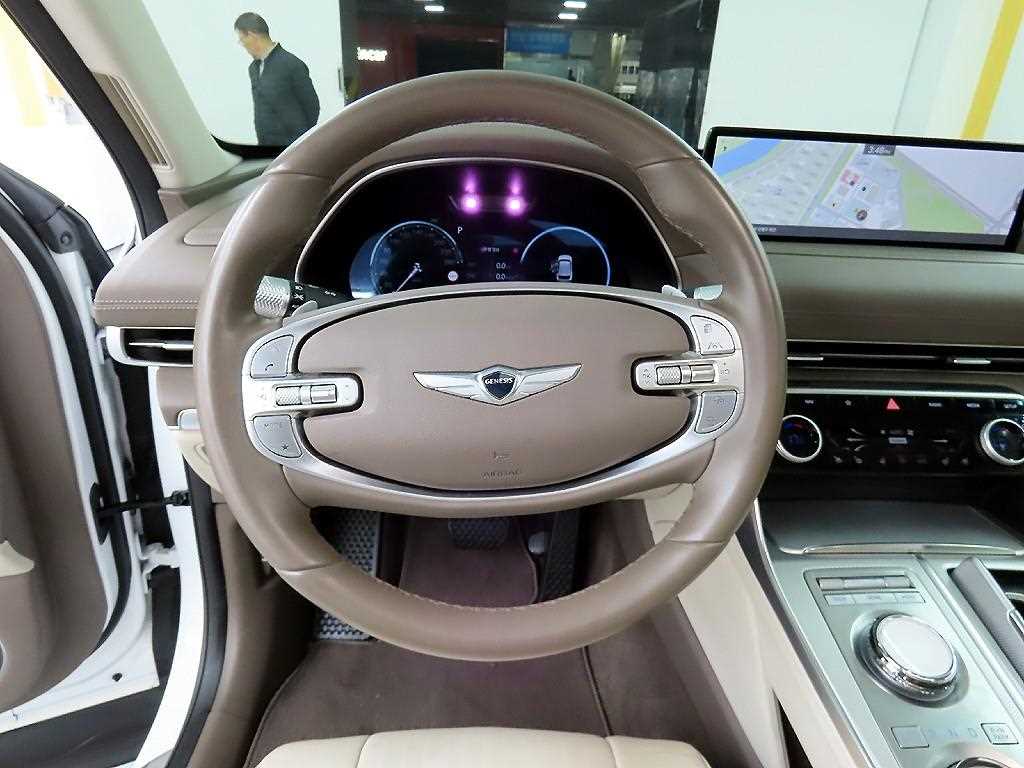 Genesis GV80 - Vista 9