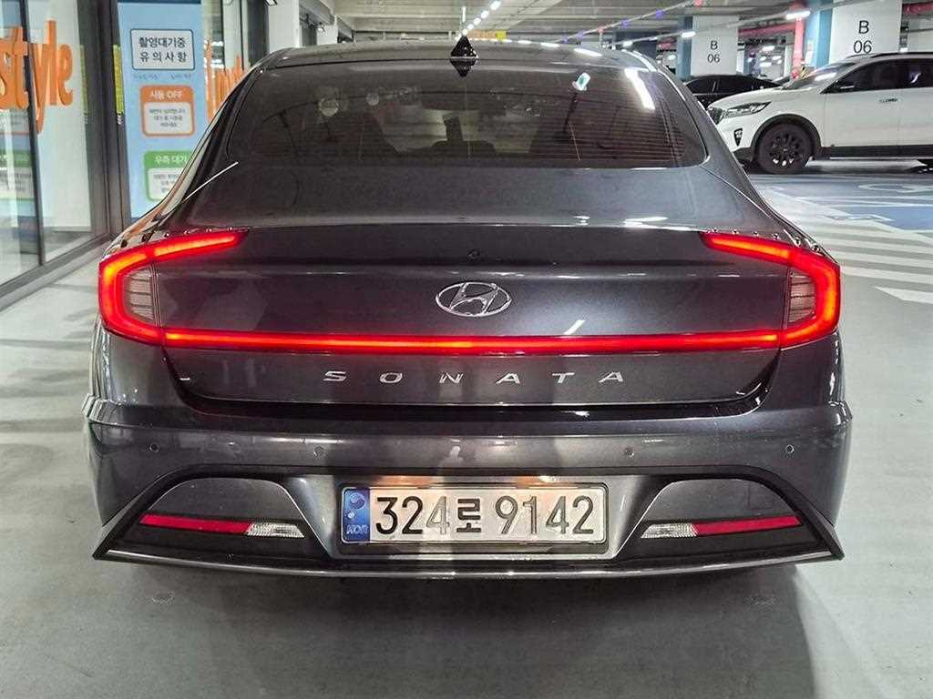 HYUNDAI Sonata - Vista 5