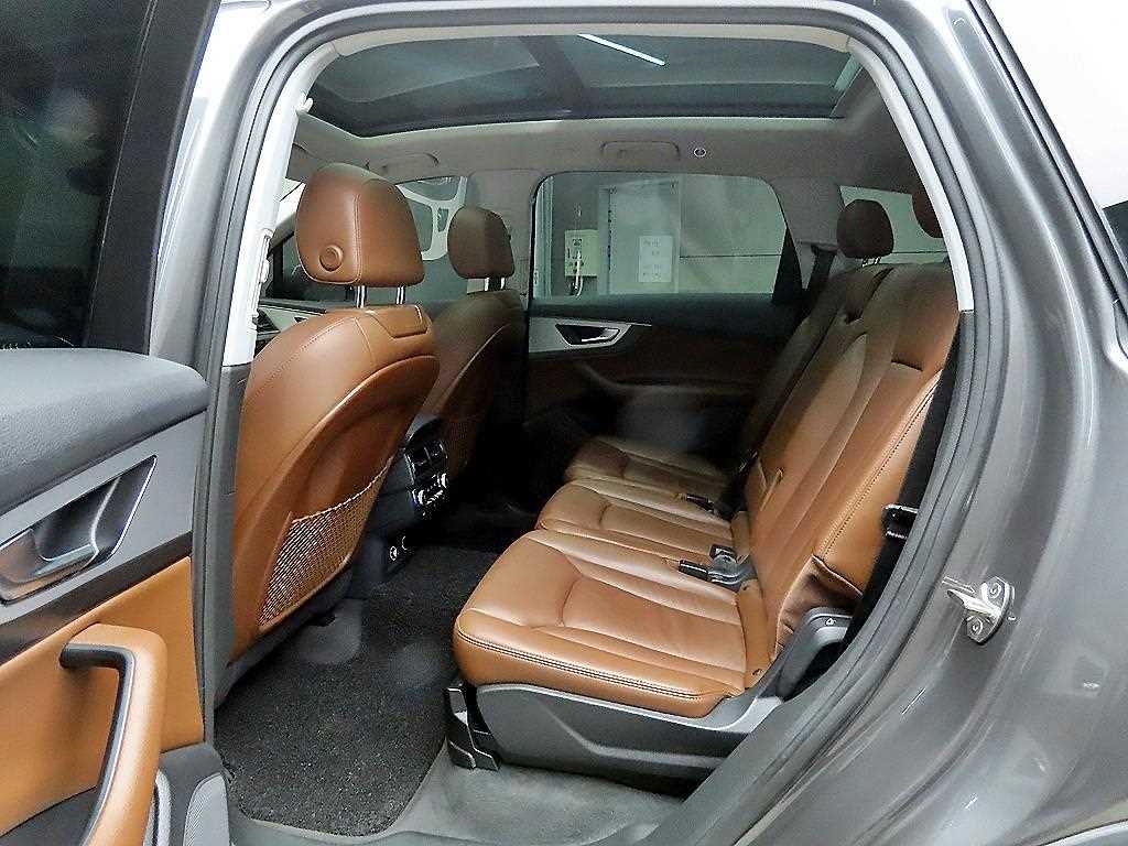 Audi Q7 - Vista 6
