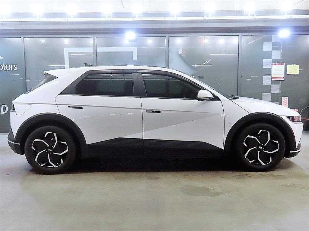 HYUNDAI Ioniq 5 - Vista 3