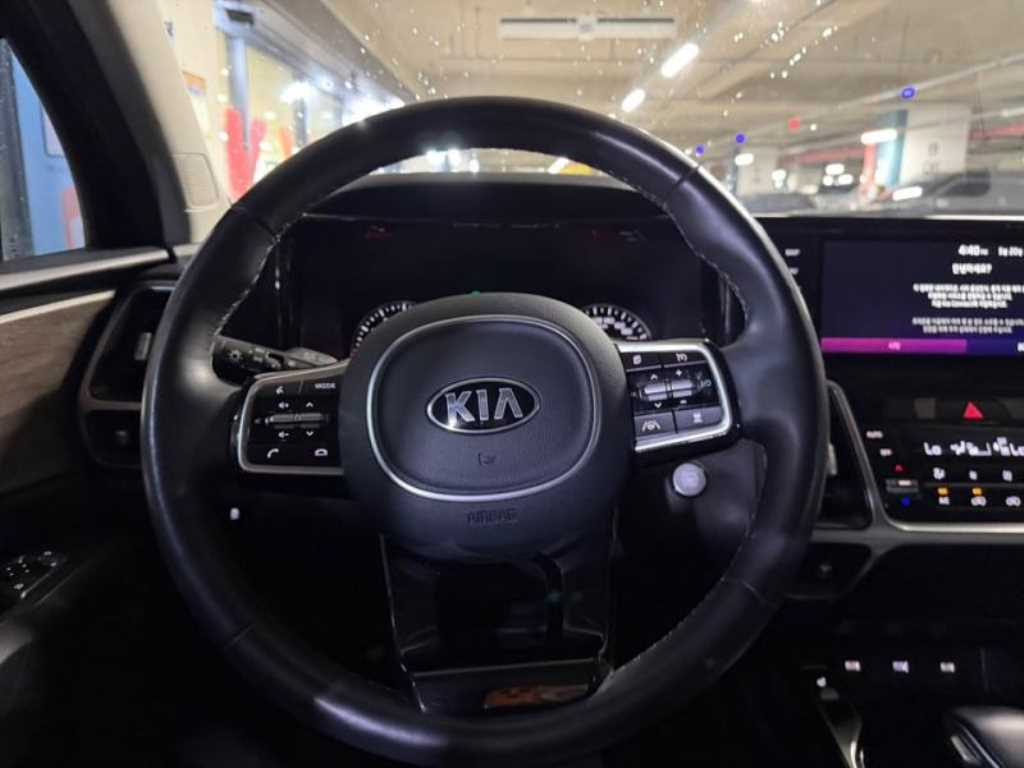 KIA Sorento - Vista 8