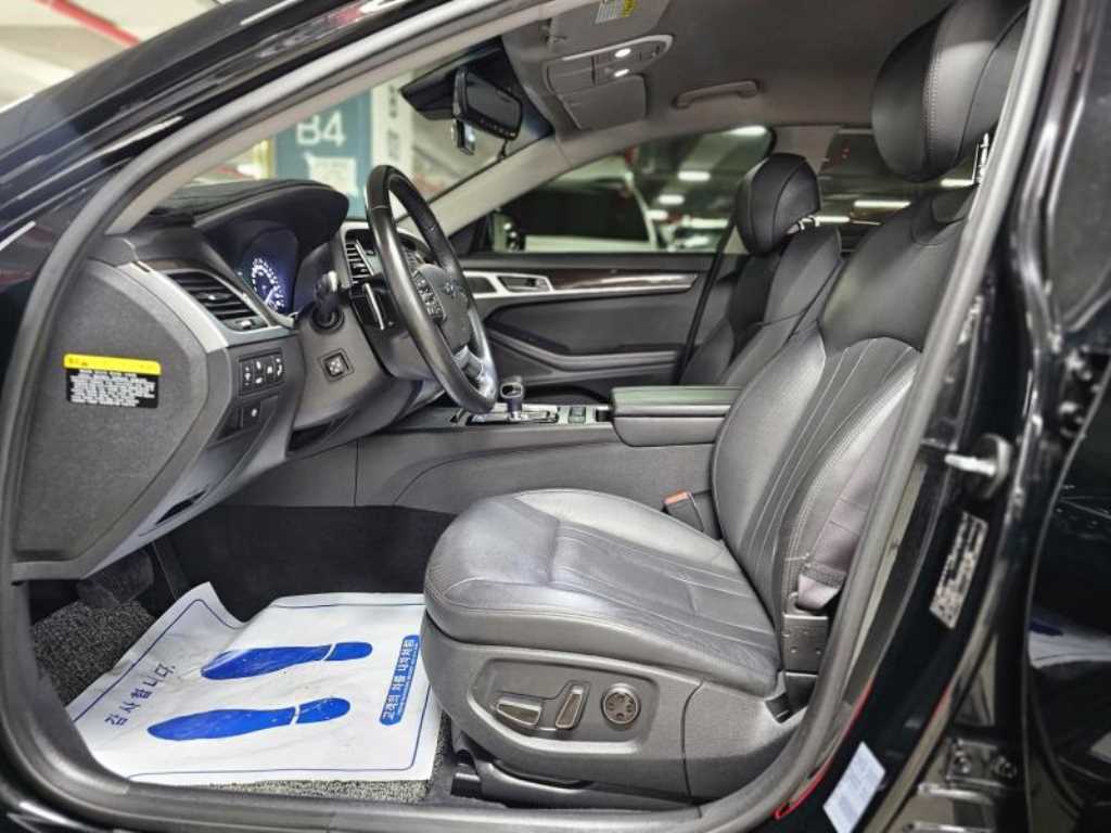 Genesis G80 - Vista 6