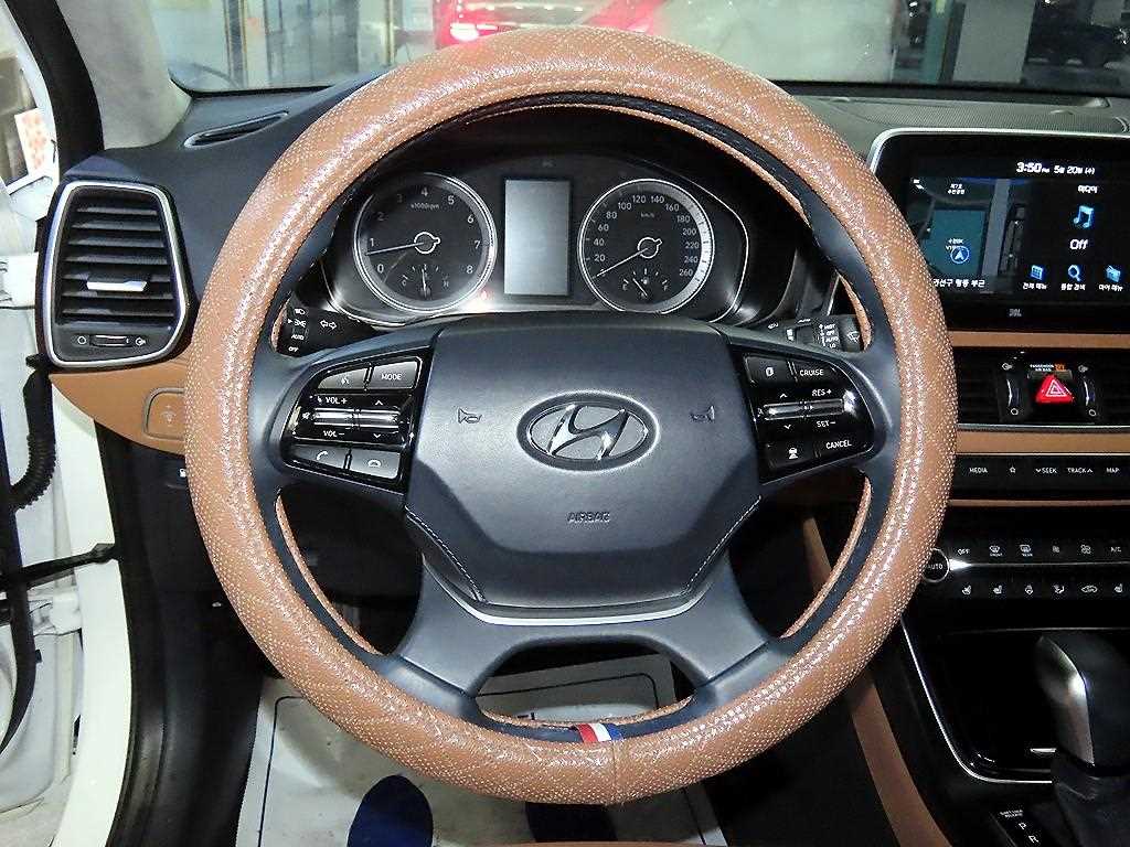 HYUNDAI Grandeur - Vista 8