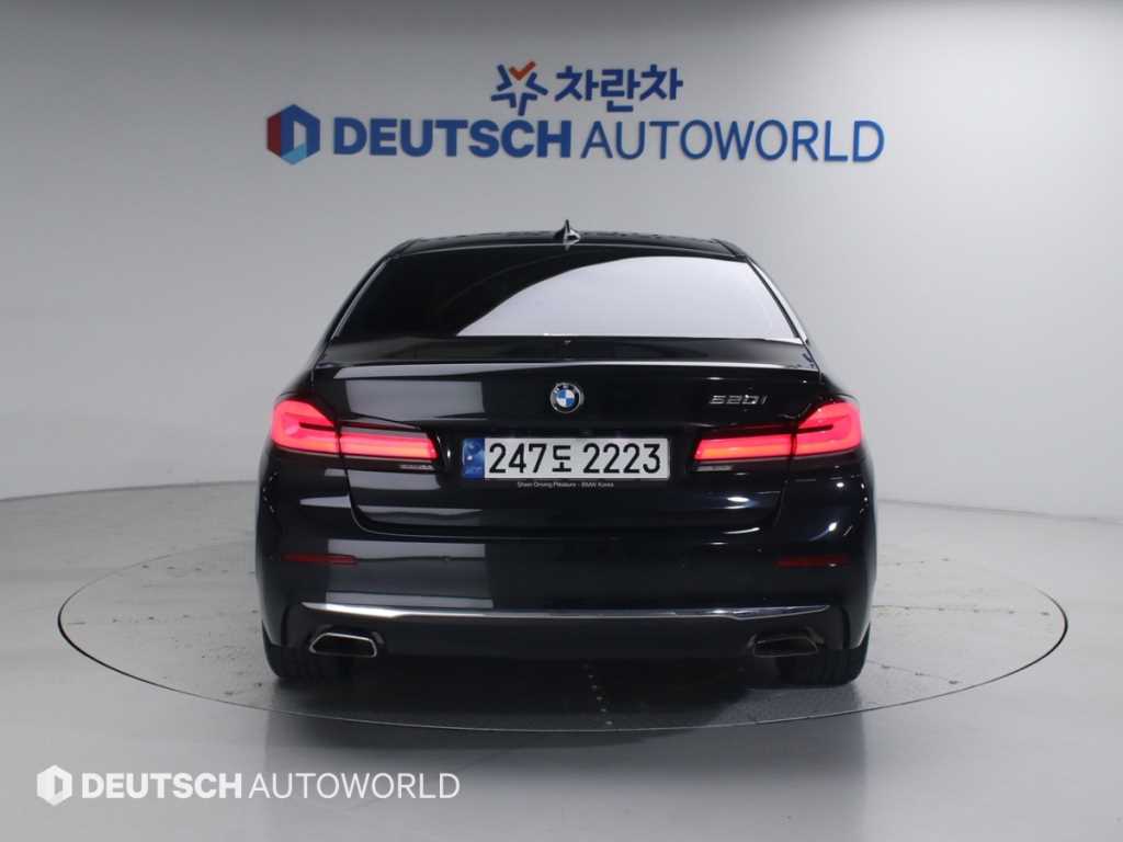 BMW 5 Series - Vista 4