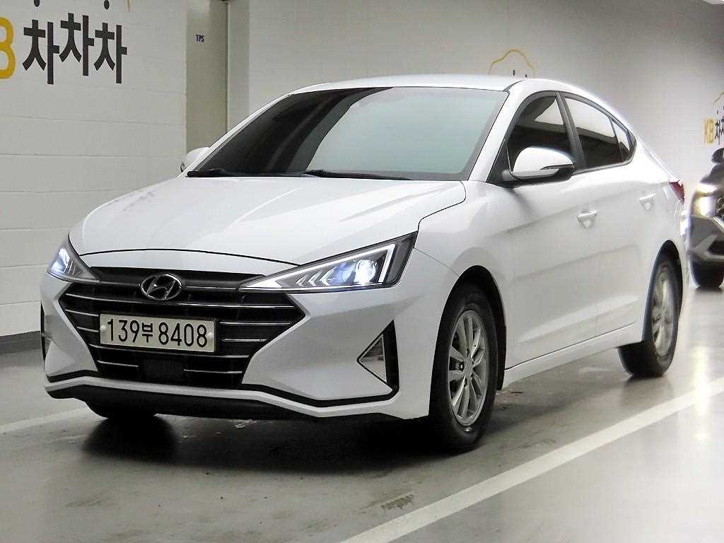 HYUNDAI Avante 2020 Blanco - Importación desde Corea - HF Imports Iquique - Foto 1