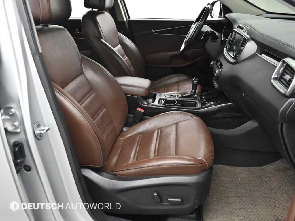 KIA Sorento - Vista 10