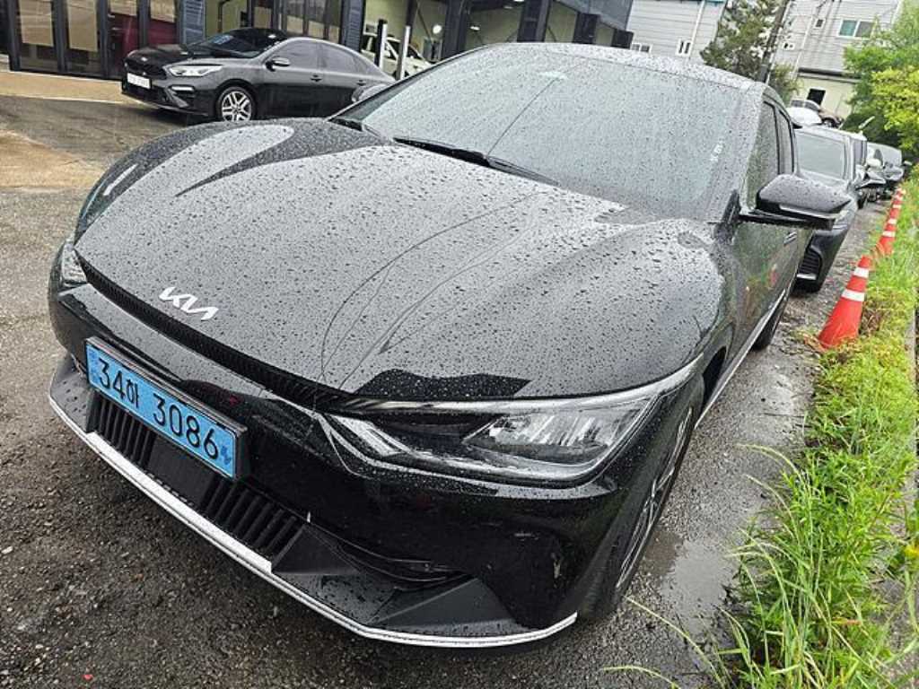 KIA EV6 - Vista 2
