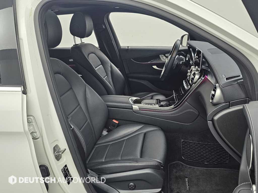Mercedes Benz GLC Class - Vista 10