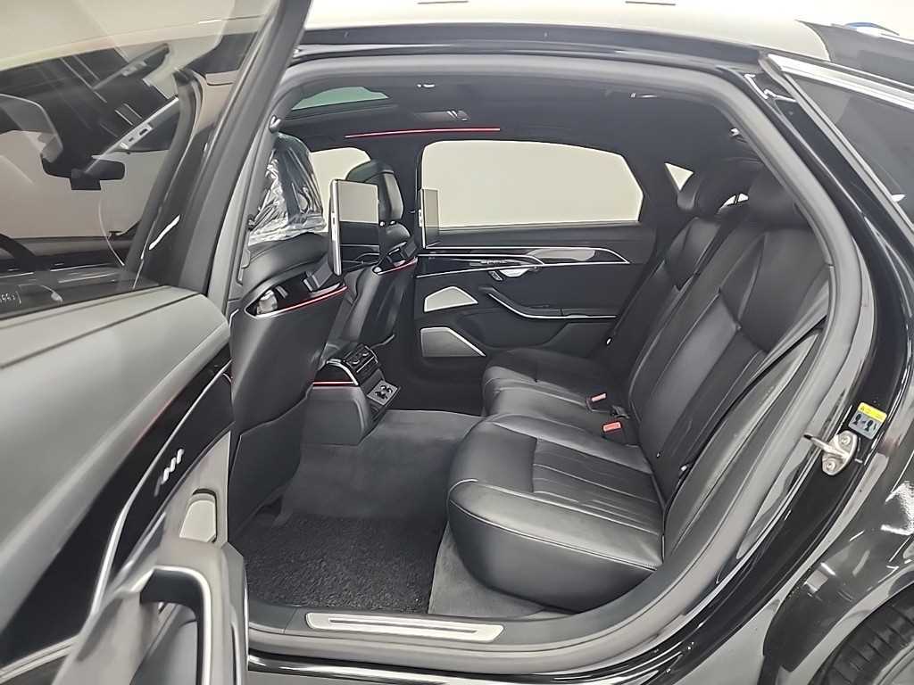 Audi A8 - Vista 12