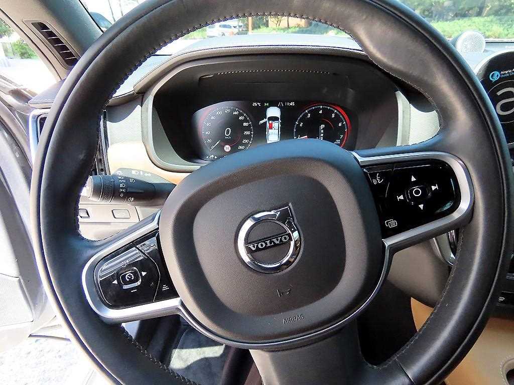 Volvo S90 - Vista 8