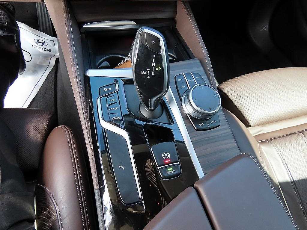 BMW 5 Series - Vista 11