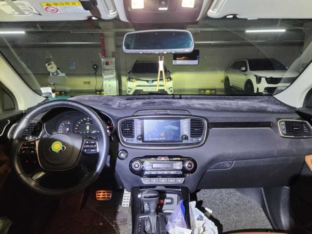 KIA Sorento - Vista 5