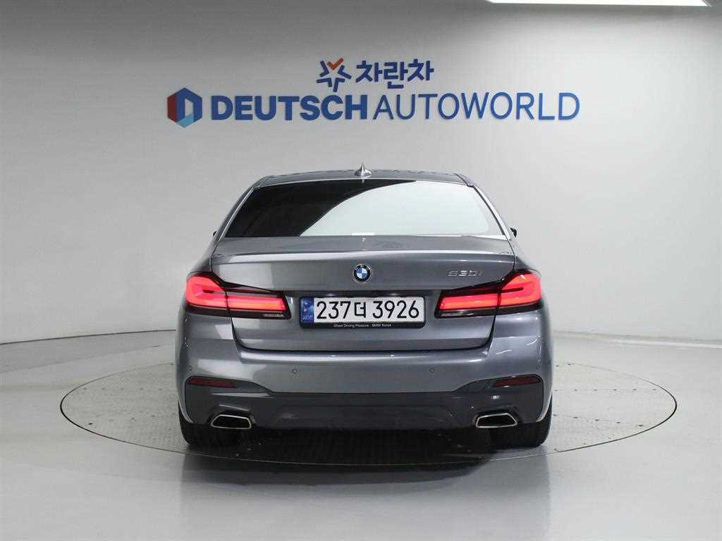 BMW 5 Series - Vista 3