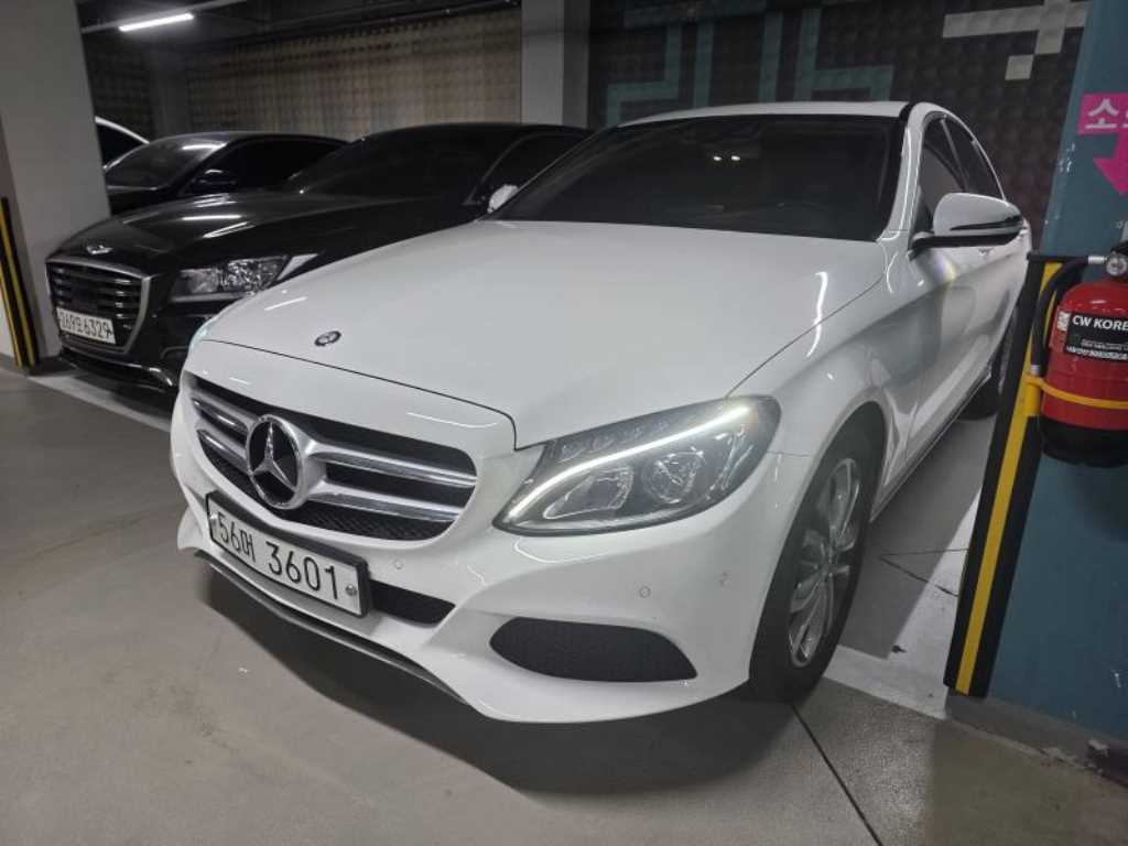 Mercedes Benz C Class - Vista 2