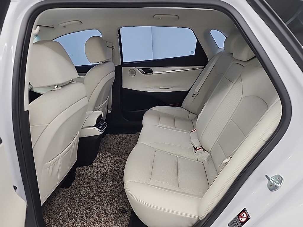 HYUNDAI Grandeur - Vista 12