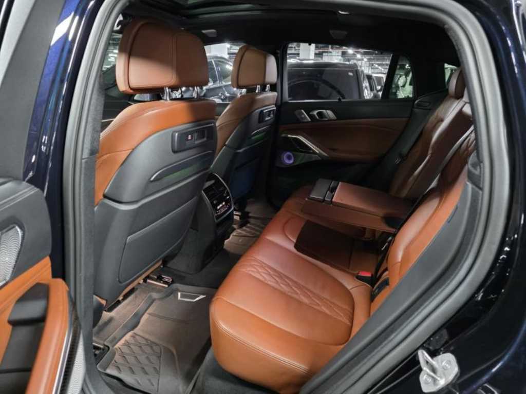 BMW X6 - Vista 6