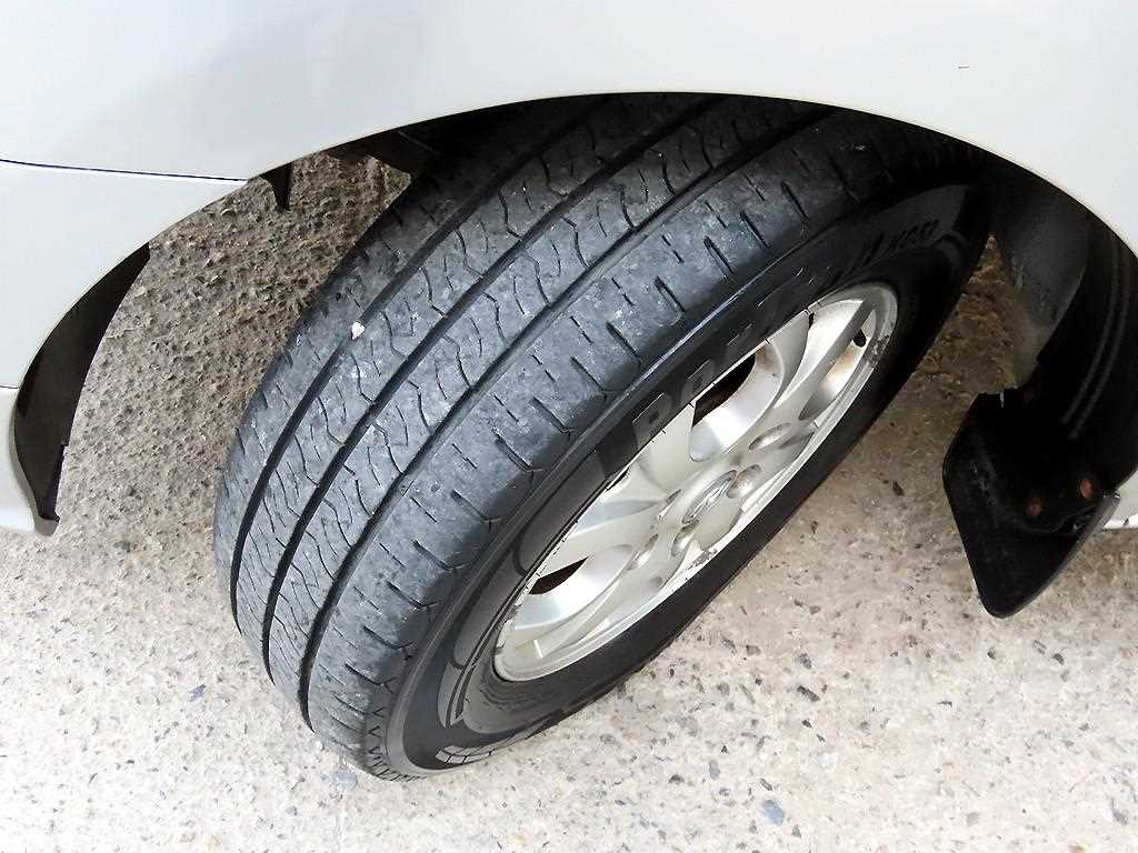 HYUNDAI Starex 2010 Gris - Importación desde Corea - HF Imports Iquique - Foto 18
