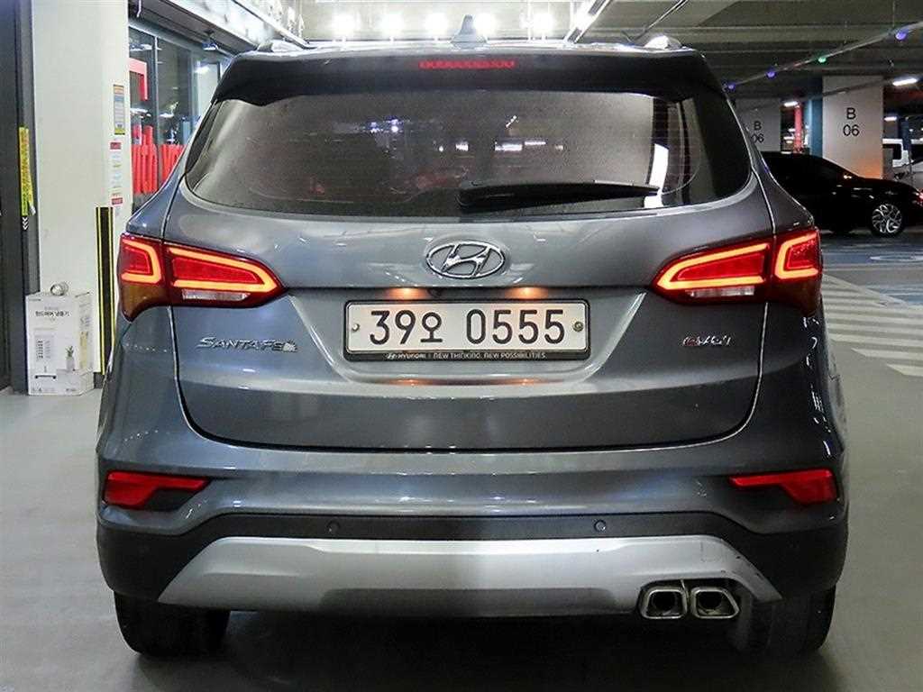 HYUNDAI Santa Fe - Vista 5