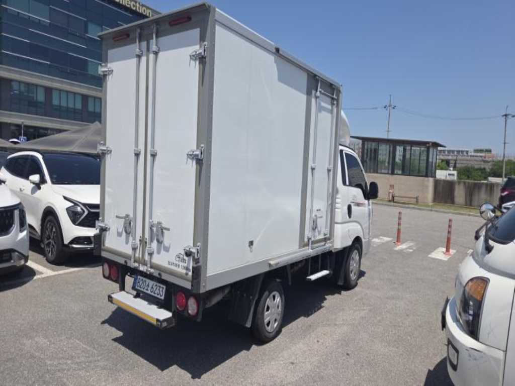 Small Truck Normal Box(High Deck) - Vista 2