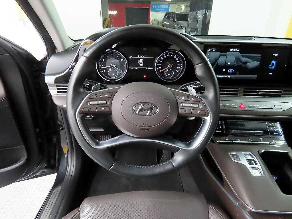 HYUNDAI Grandeur - Vista 9