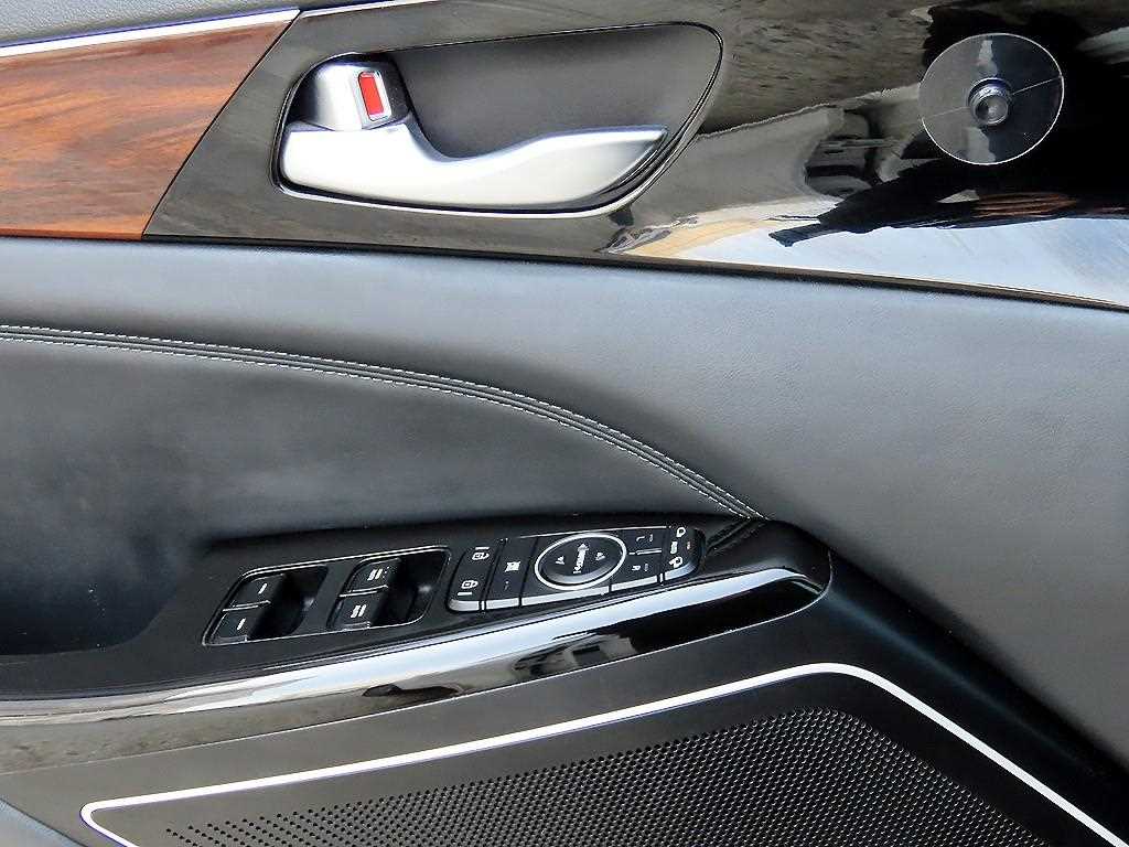 KIA K7 - Vista 12