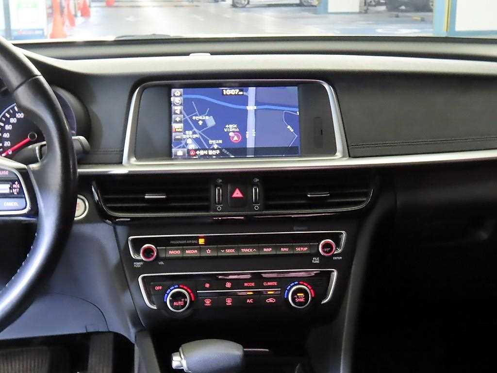 KIA K5 - Vista 11