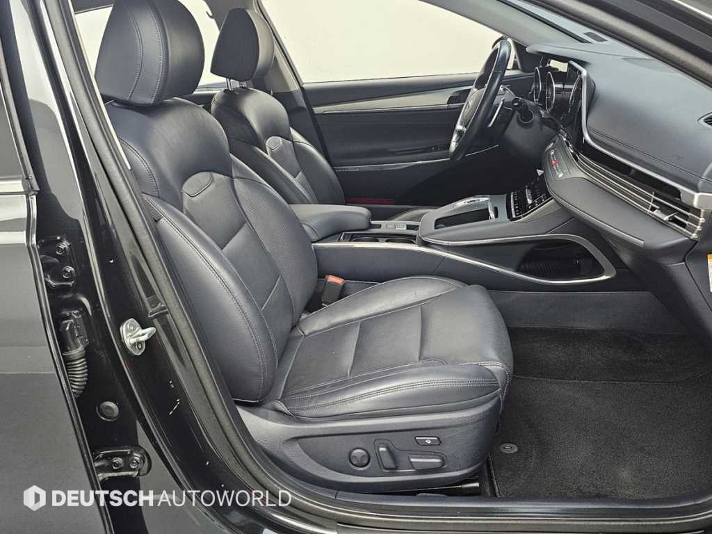 HYUNDAI Grandeur - Vista 10