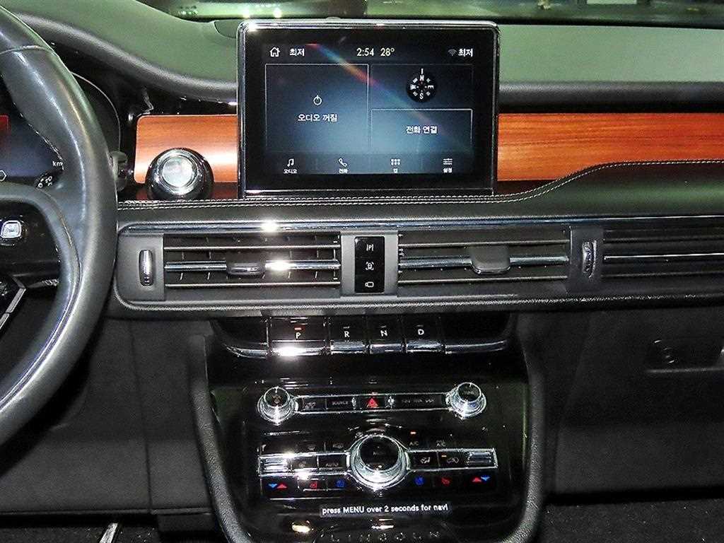 Lincoln Corsair - Vista 11