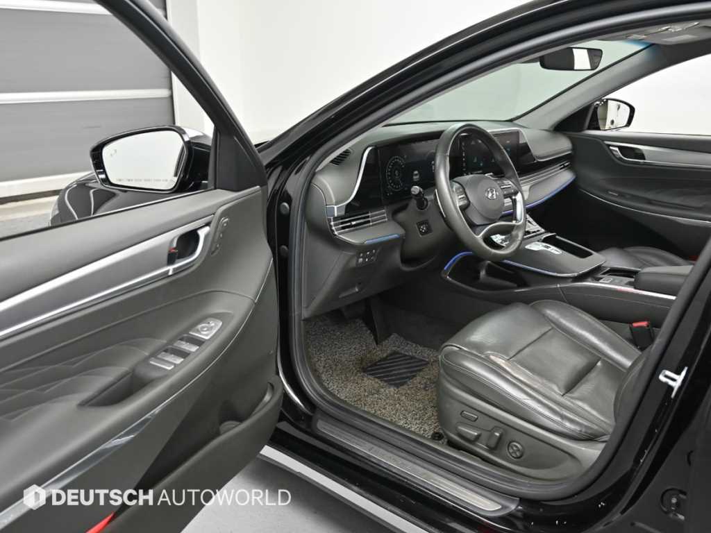 HYUNDAI Grandeur - Vista 11