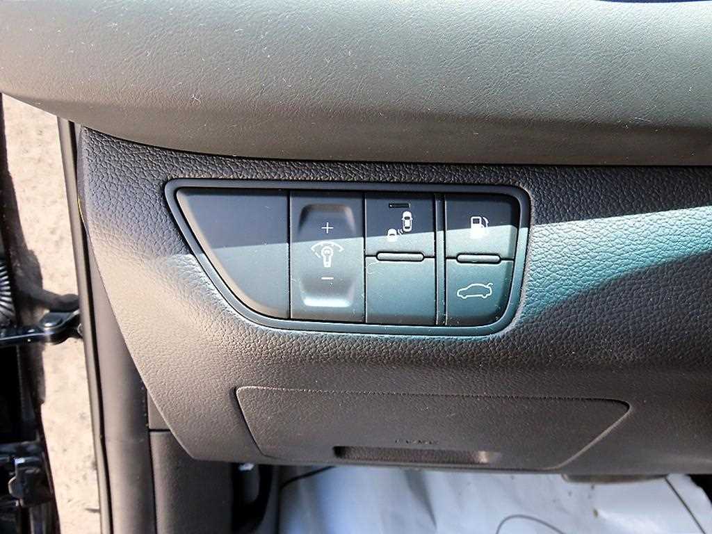 Genesis G70 - Vista 12