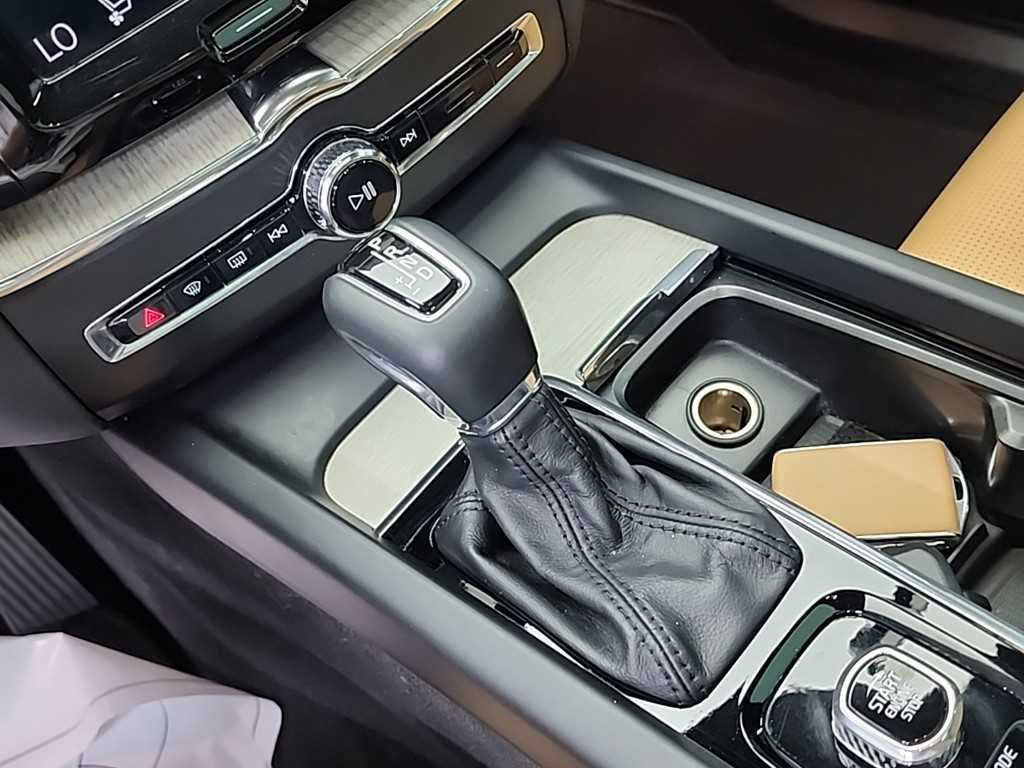 Volvo XC60 - Vista 8