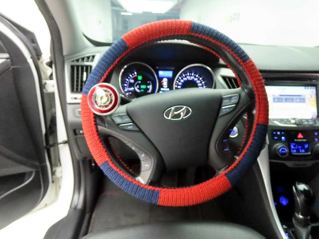HYUNDAI Sonata - Vista 6