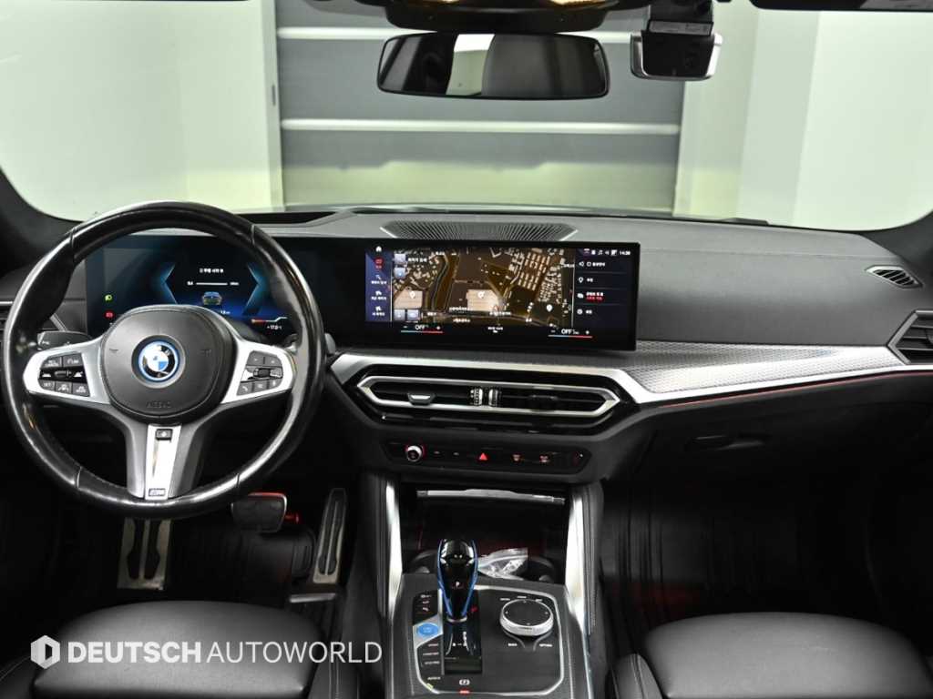 BMW i4 - Vista 7