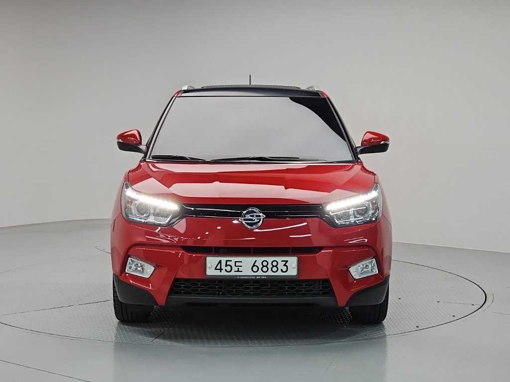 Ssangyong Tivoli - Vista 2