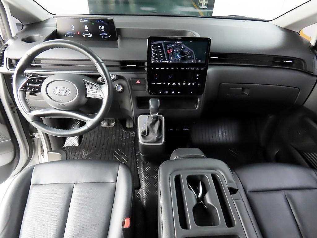 HYUNDAI Staria - Vista 7