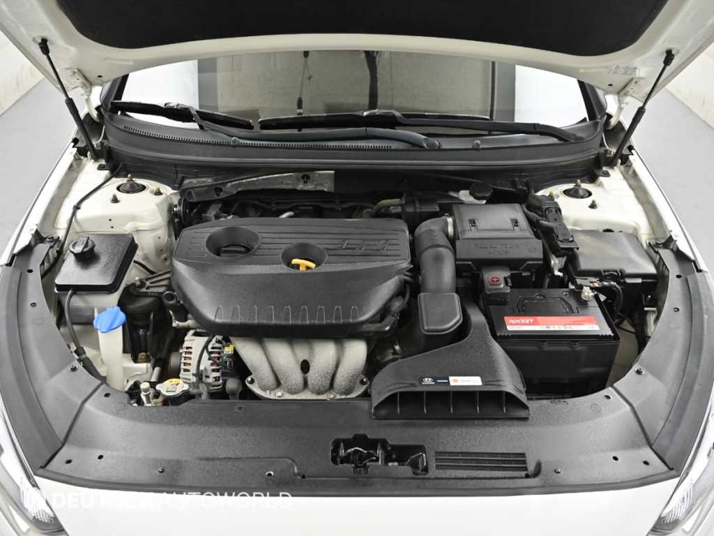 HYUNDAI Sonata - Vista 6