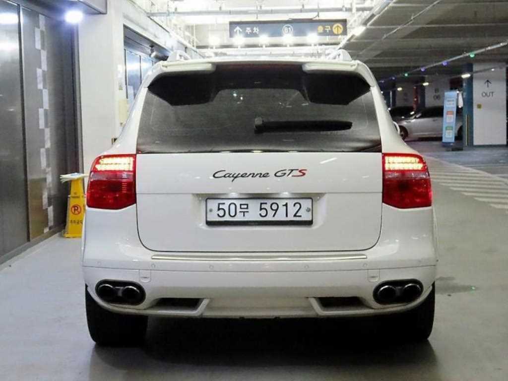 Porsche Cayenne - Vista 5