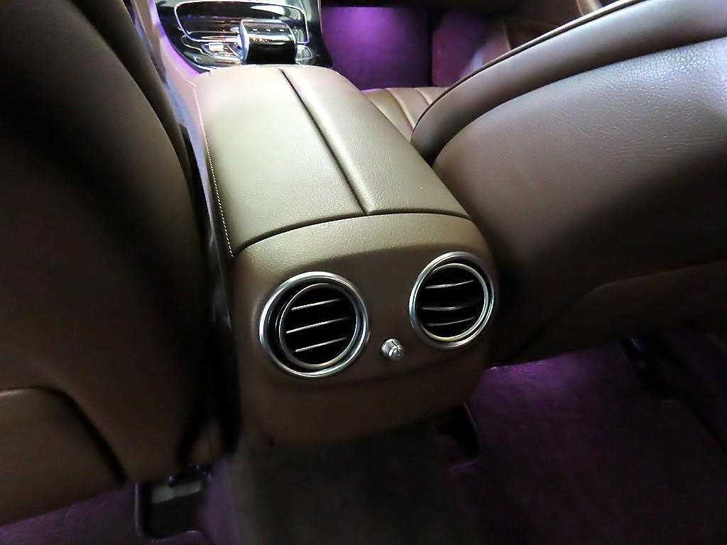 Mercedes Benz E class 2019 Plateado - Importación desde Corea - HF Imports Iquique - Foto 14