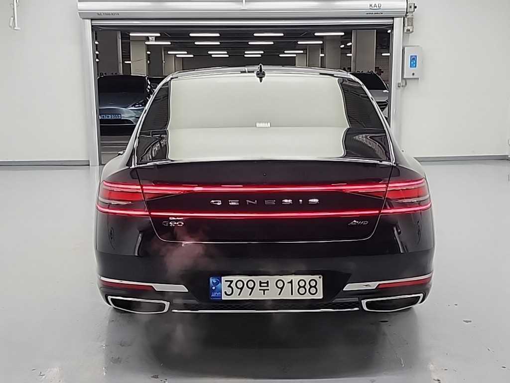 Genesis G90 - Vista 3