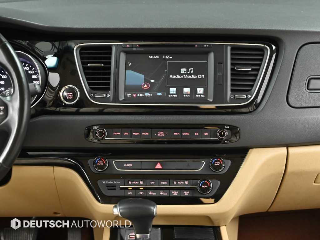 KIA Carnival 2017 Negro - Importación desde Corea - HF Imports Iquique - Foto 14