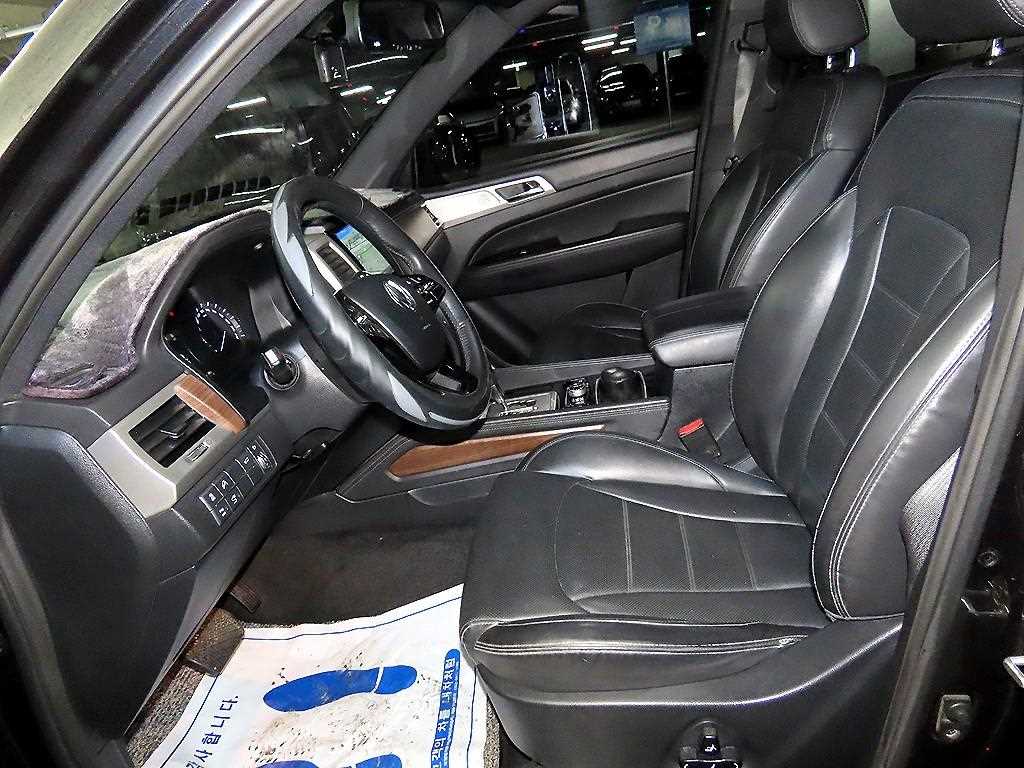 Ssangyong Rexton - Vista 6