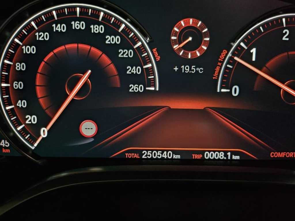 BMW 7 Series 2016 Negro - Importación desde Corea - HF Imports Iquique - Foto 16