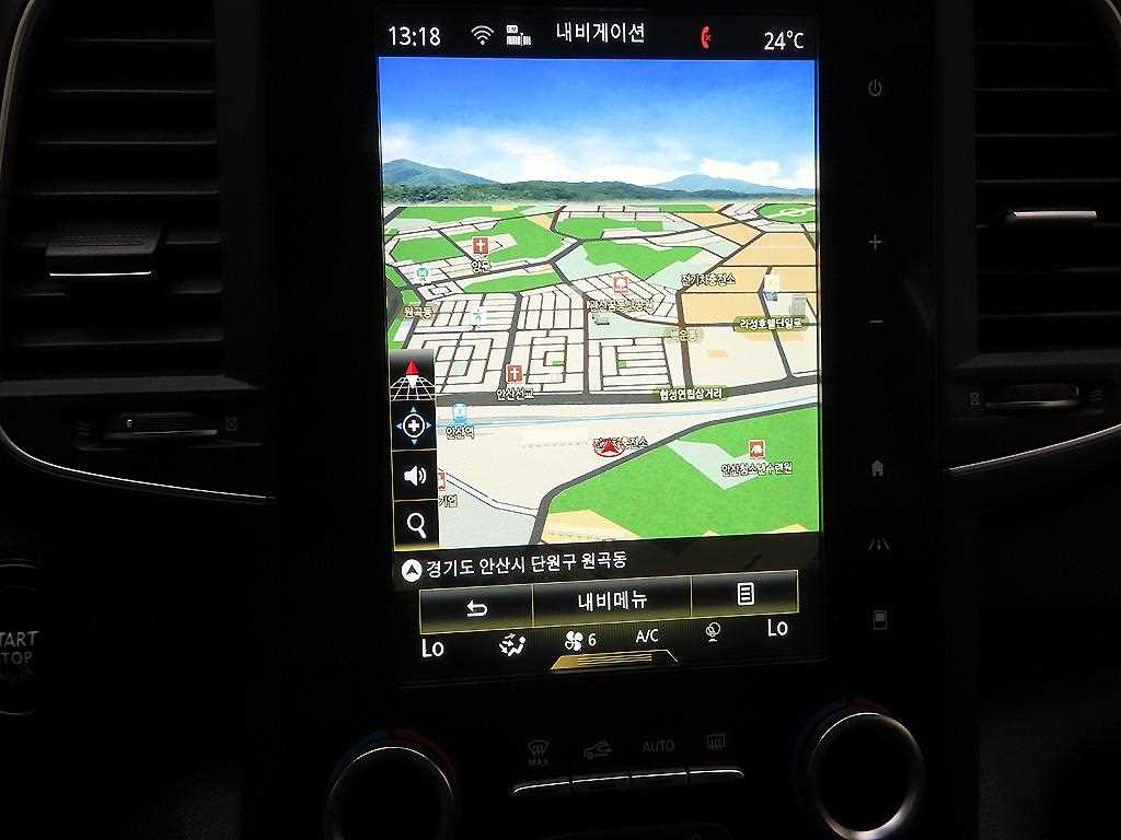 SAMSUNG QM6 - Vista 9