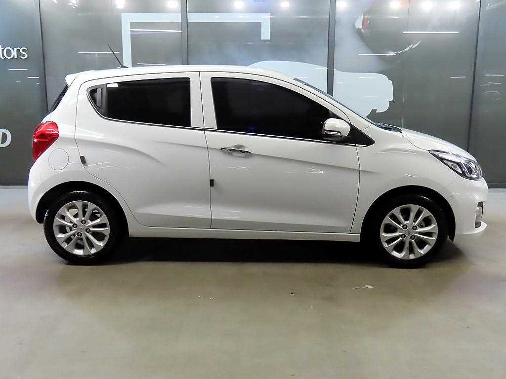 Chevrolet Spark - Vista 3
