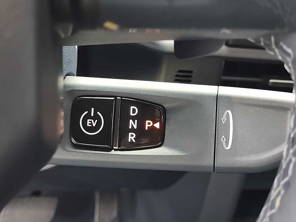 KIA PV5 - Vista 8