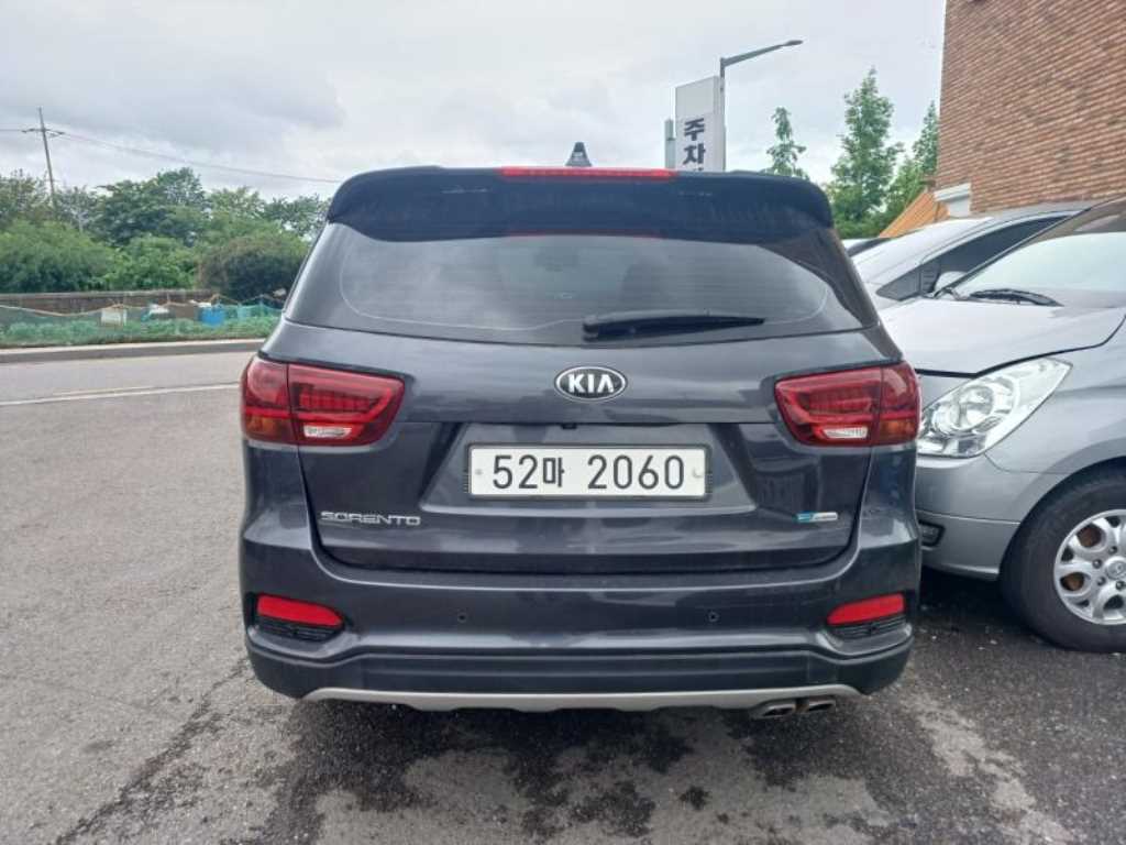 KIA Sorento - Vista 4