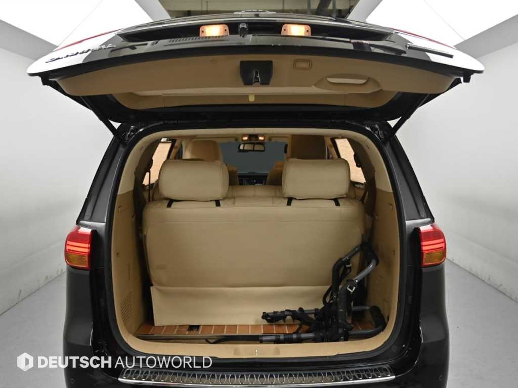 KIA Carnival 2017 Negro - Importación desde Corea - HF Imports Iquique - Foto 19
