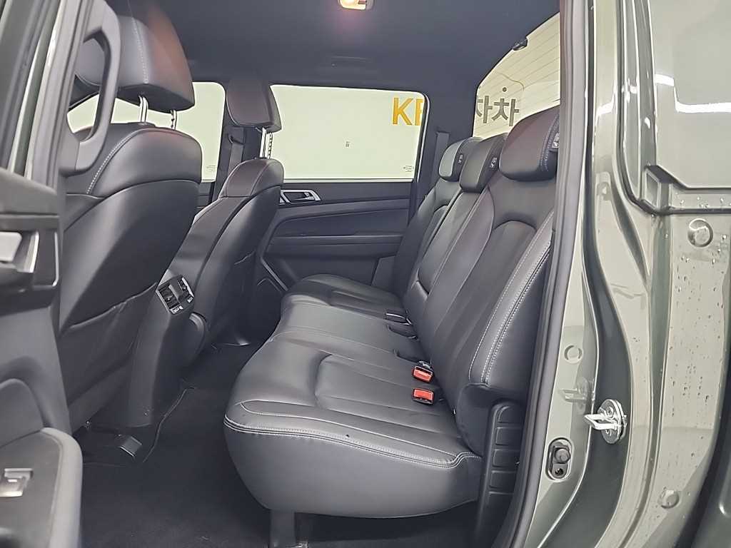Ssangyong Rexton - Vista 12